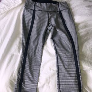 Lululemon “Coast to Class” 3/4 Pant in Gingham